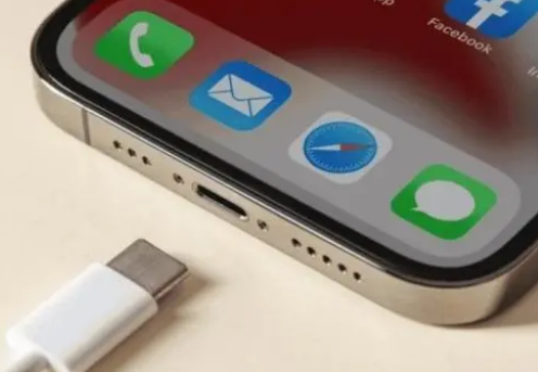 高唐苹果15维修分享iPhone15改USB-C接口后能和安卓用户互借充电器吗 